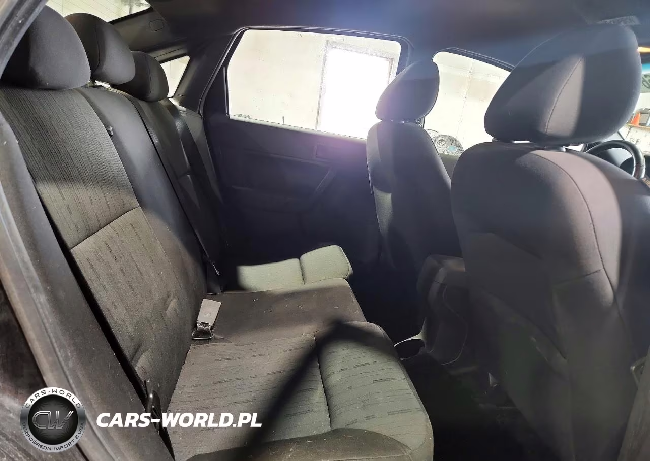 2011 Ford Focus Se VIN:1FAHP3FN6BW133760 - 10