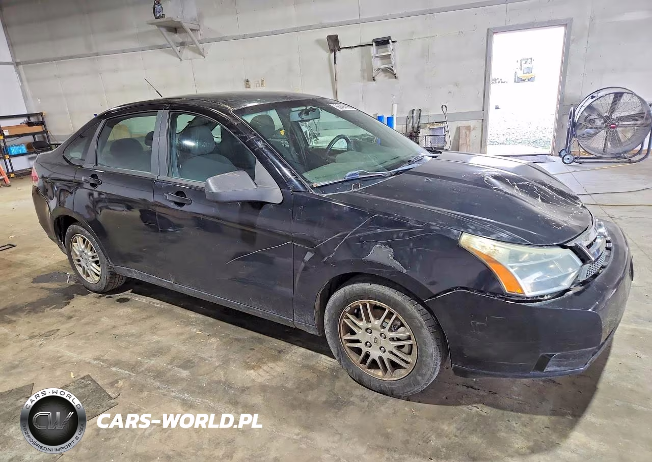 2011 Ford Focus Se VIN:1FAHP3FN6BW133760 - 4