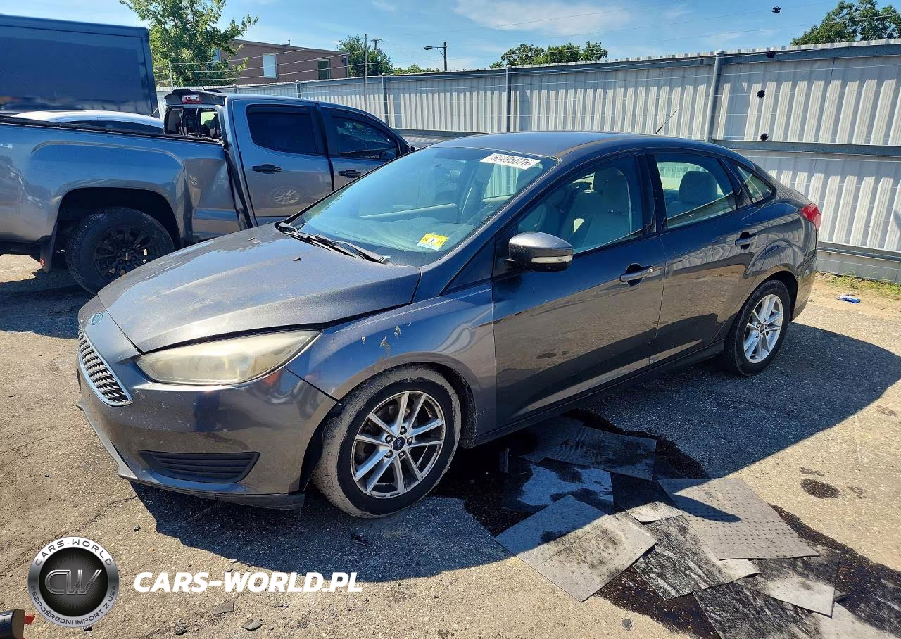 2016 Ford Focus Se VIN:1FADP3F20GL377417 - 1