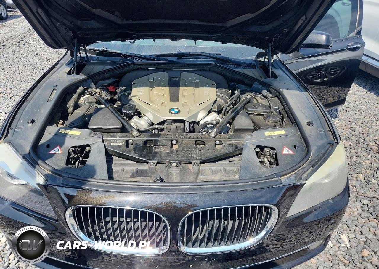 2009 BMW 750 Li VIN:WBAKB83549CY60713 - 11
