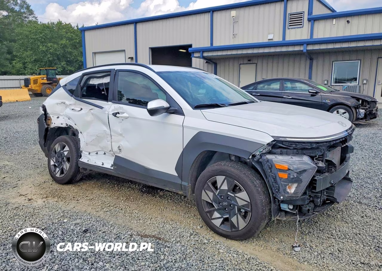 2025 Hyundai Kona Sel VIN:KM8HBCAB6SU246508 - 4
