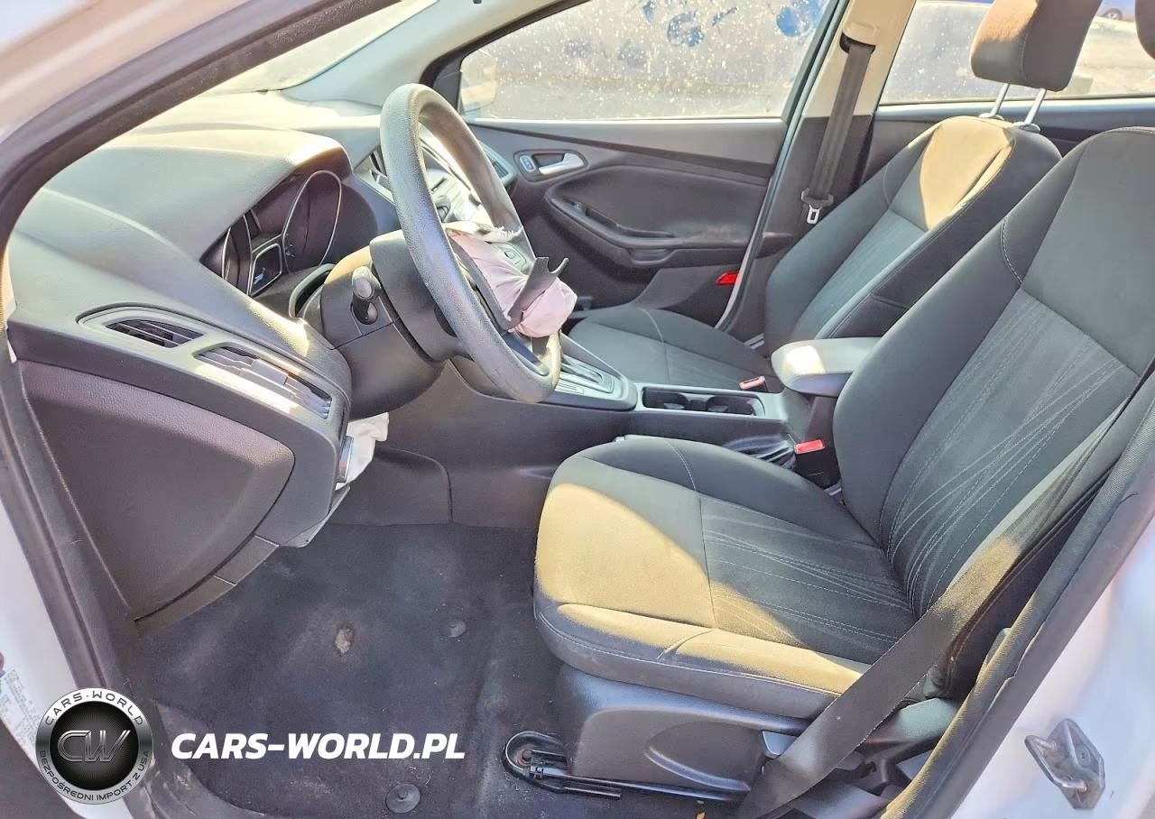 2016 Ford Focus Se VIN:1FADP3F24GL320265 - 7