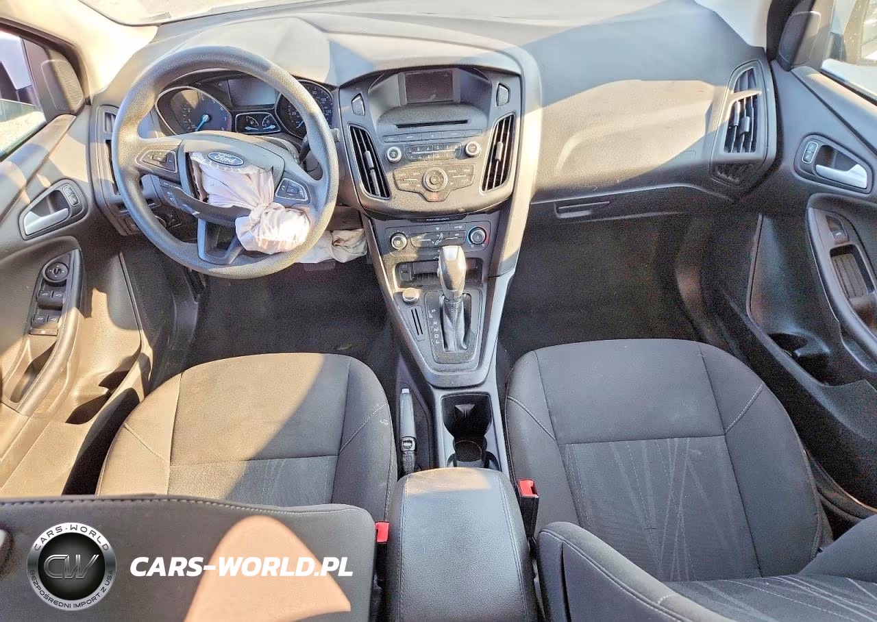 2016 Ford Focus Se VIN:1FADP3F24GL320265 - 8