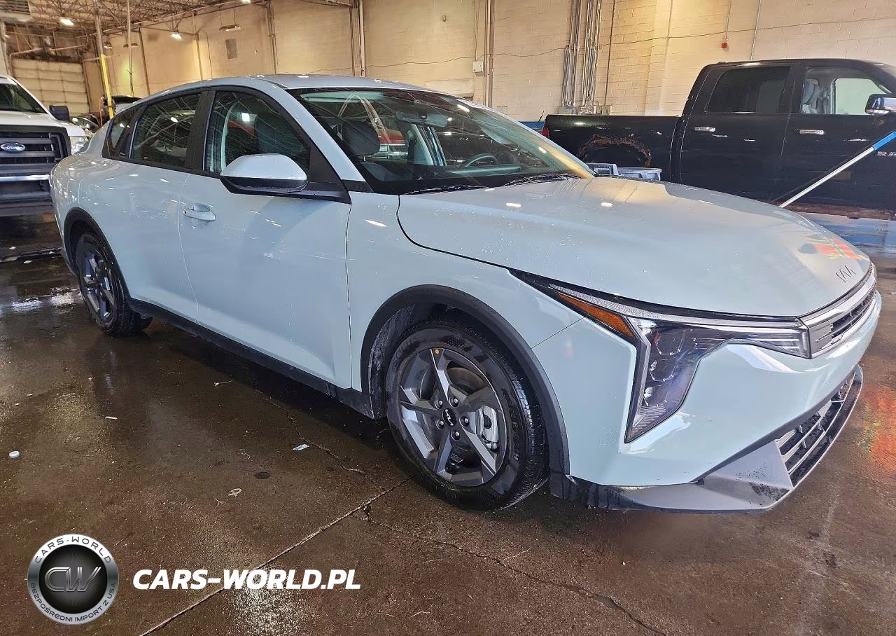 2026 Kia K4 Lxs VIN:3KPFT4DE4TE356316 - 4