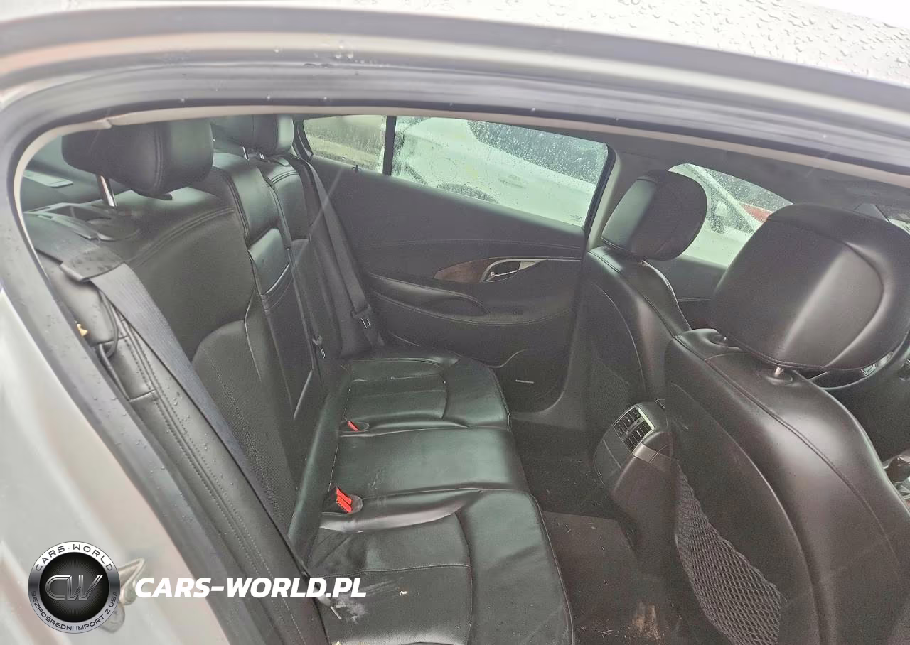 2010 Buick Lacrosse Cxs VIN:1G4GE5EV0AF121803 - 10
