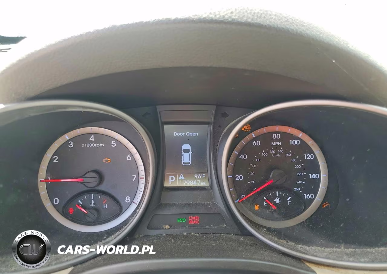 2016 Hyundai Santa Fe Sport 2.4L VIN:5XYZU3LB0GG324130 - 9