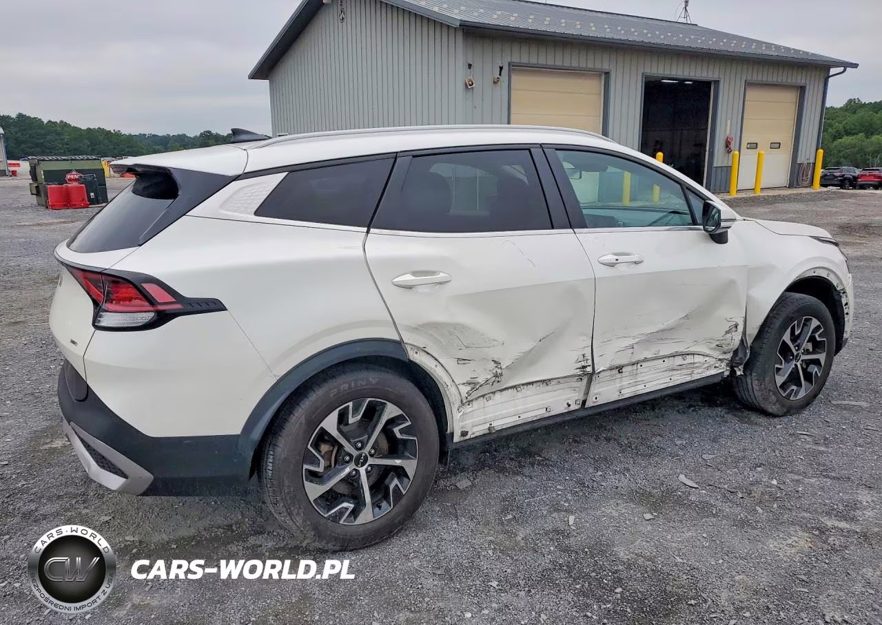 2023 Kia Sportage Ex VIN:KNDPVCAG7P7025315 - 3