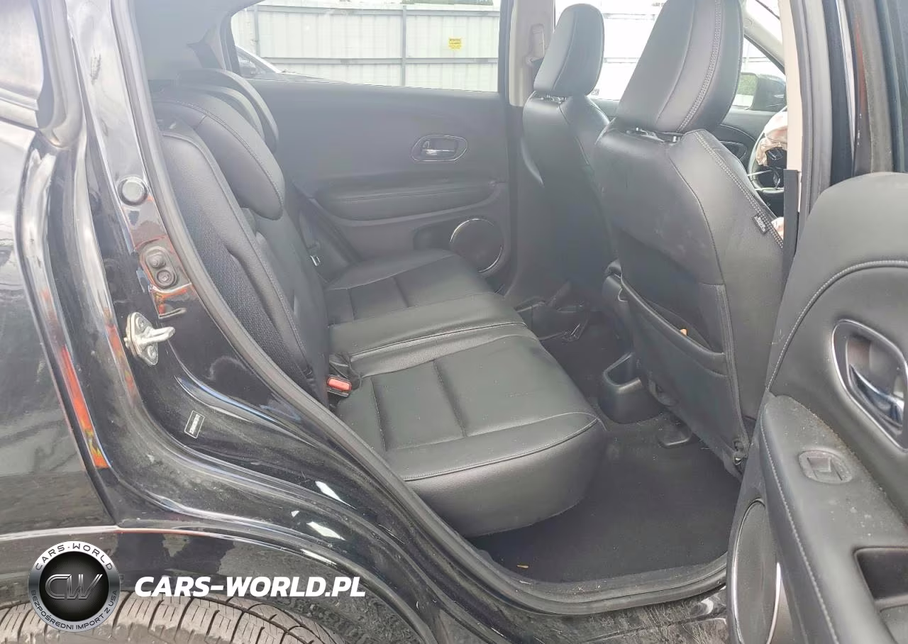 2019 Honda Hr-V Touring VIN:3CZRU6H93KM726172 - 11