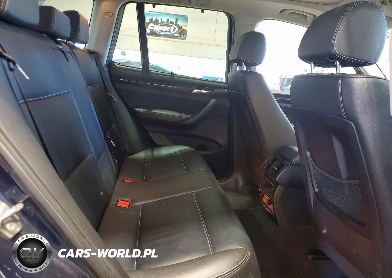 2012 BMW X3 xDrive28I VIN:5UXWX5C50CL727697 - 10