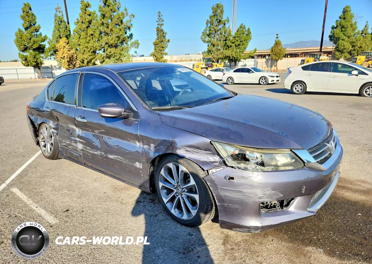 2015 Honda Accord Sport VIN:1HGCR2F57FA155103 - 4
