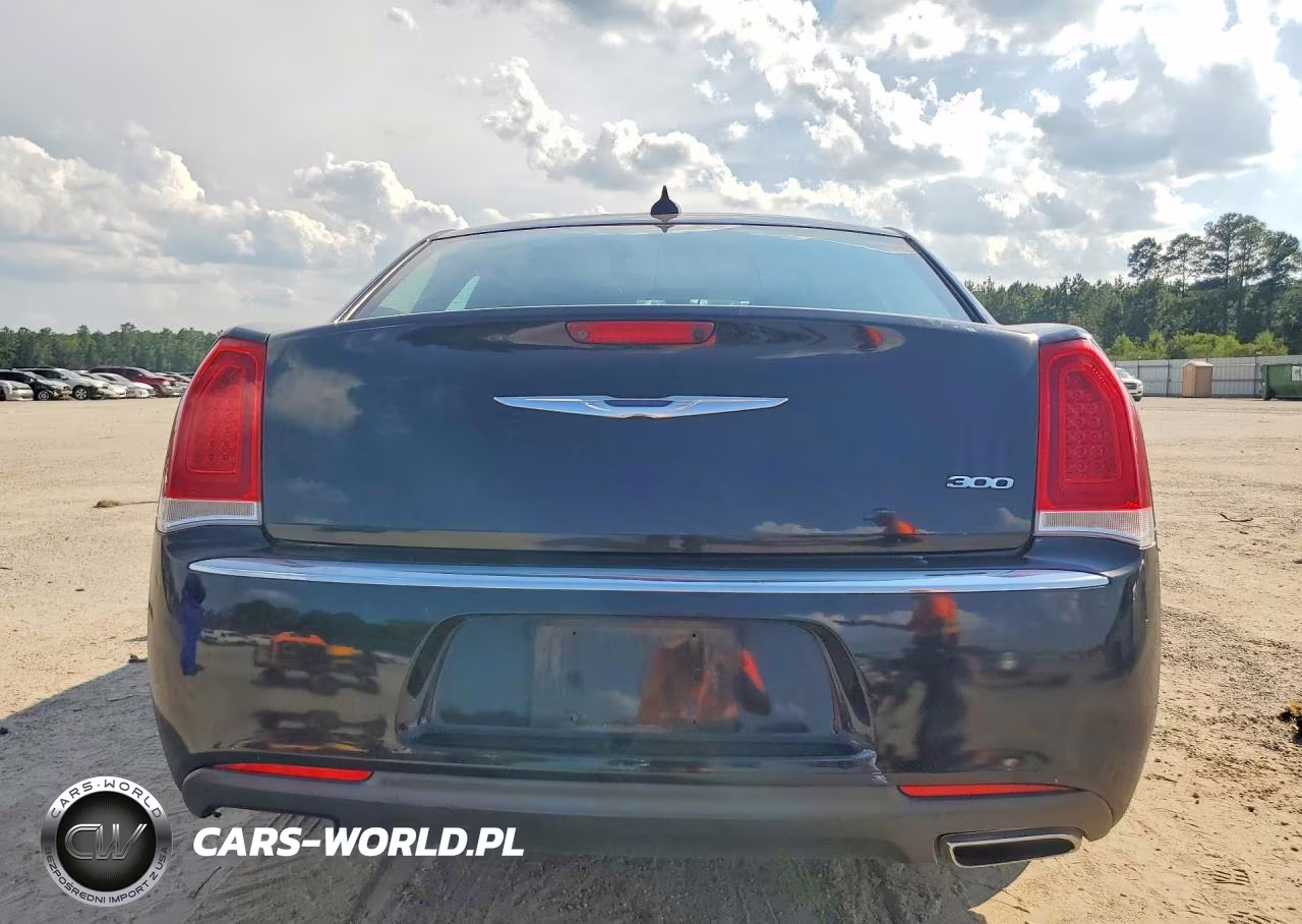 2017 Chrysler 300 Limited VIN:2C3CCAAG3HH506391 - 6
