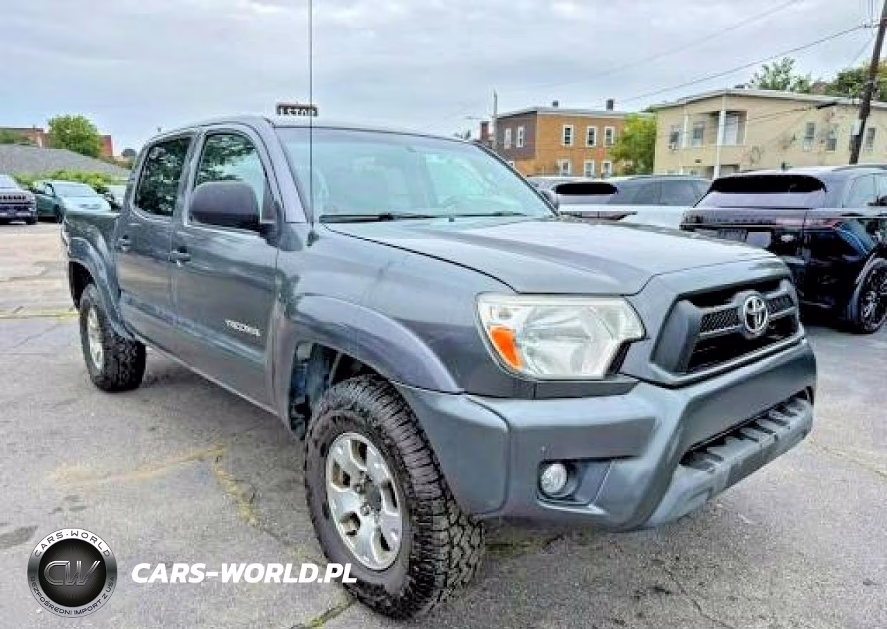 2012 Toyota Tacoma V6 VIN:5TFLU4EN4CX041871 - 4