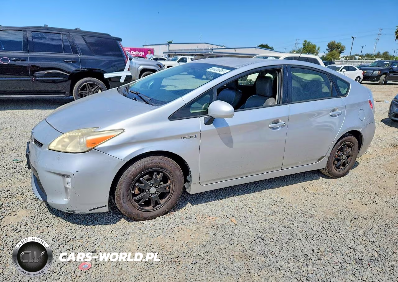 2012 Toyota Prius Three – zdjęcie 1 z 12