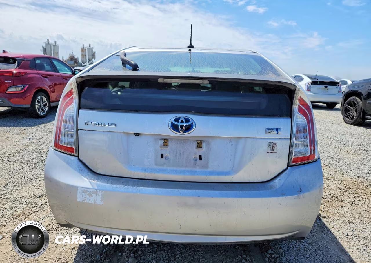 2012 Toyota Prius Three VIN:JTDKN3DU4C5496341 - 6