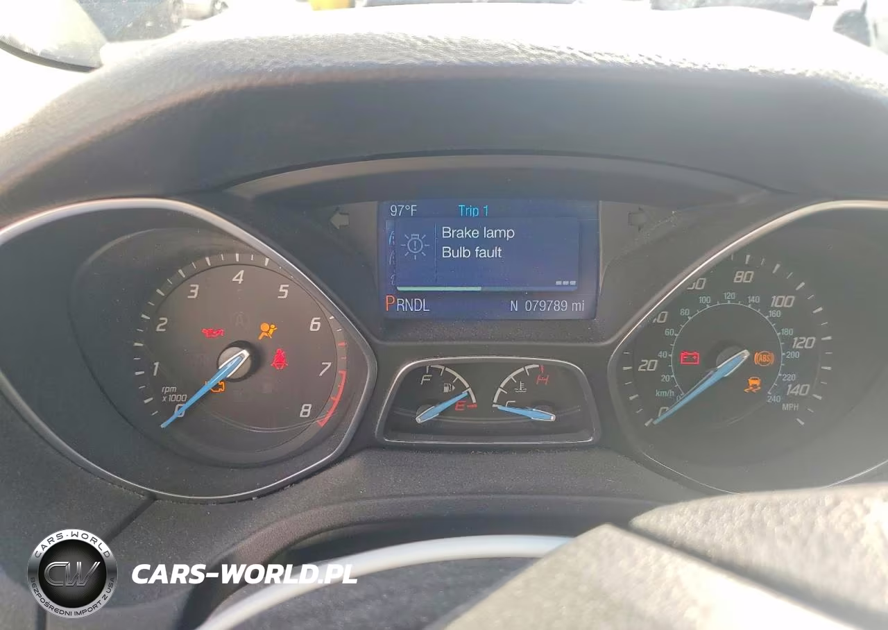 2014 Ford Focus Se VIN:1FADP3F29EL336863 - 9