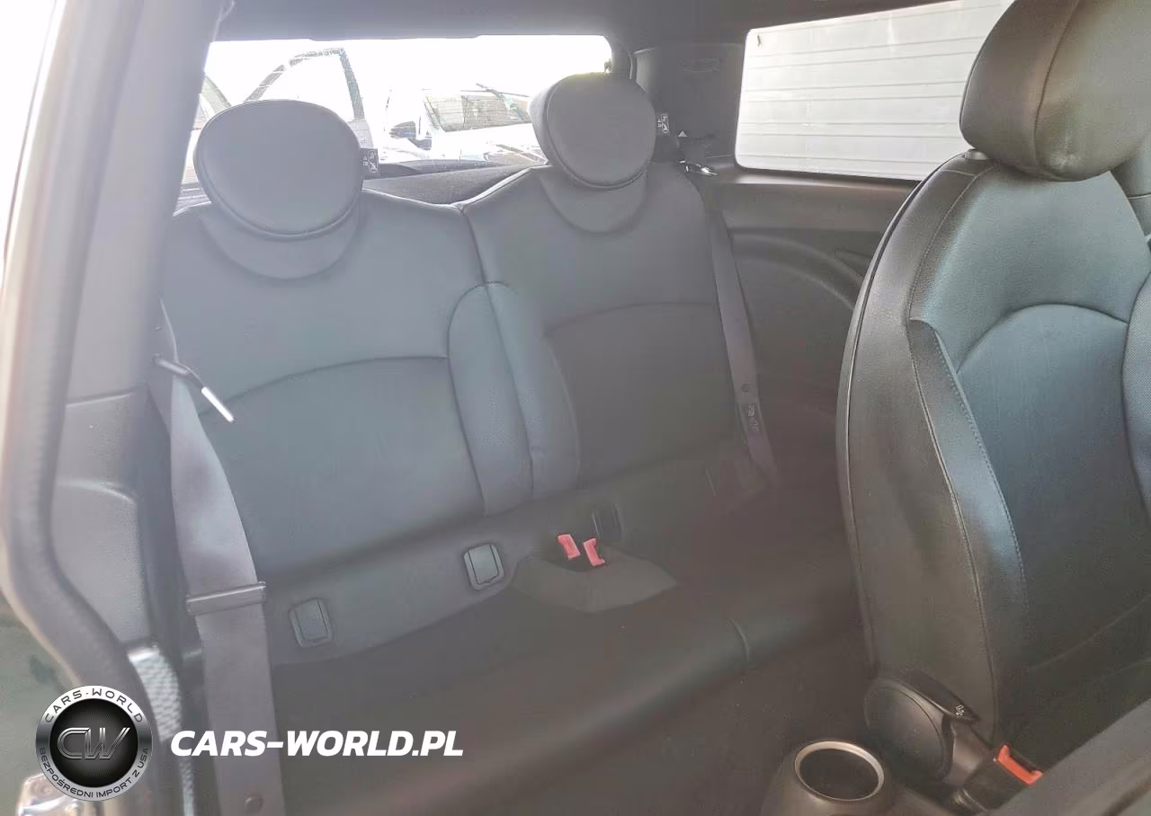 2009 Mini Cooper S VIN:WMWMF73509TT97220 - 10