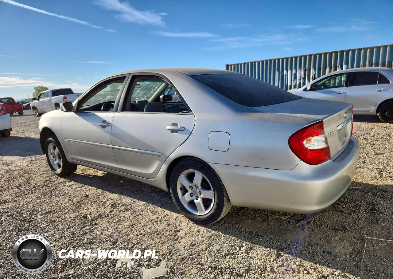 2003 Toyota Camry Le VIN:4T1BE32K23U673181 - 2