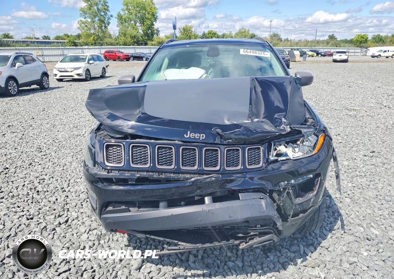 2018 Jeep Compass Trailhawk VIN:3C4NJDDB3JT259186 - 5