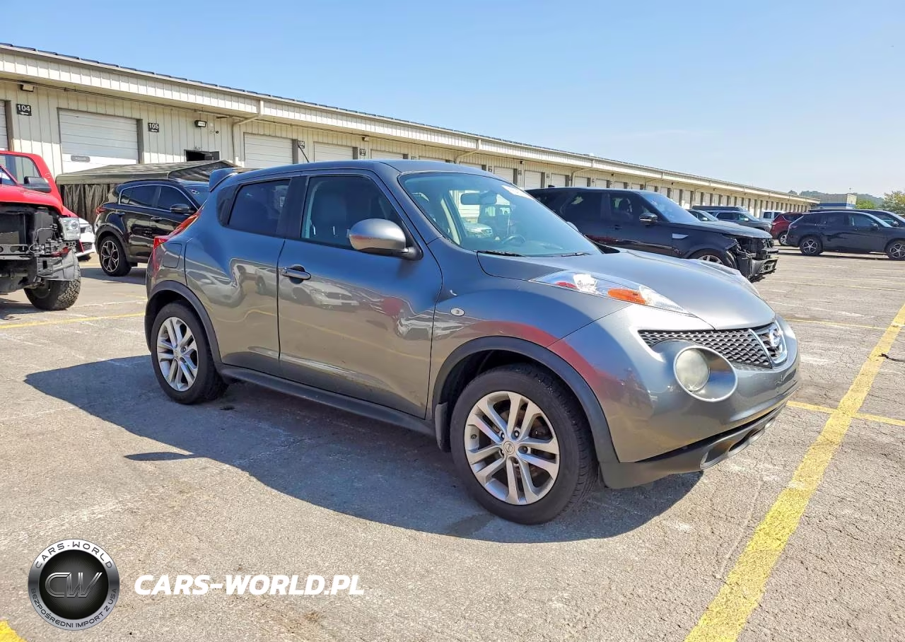 2011 Nissan Juke S VIN:JN8AF5MV3BT026703 - 4