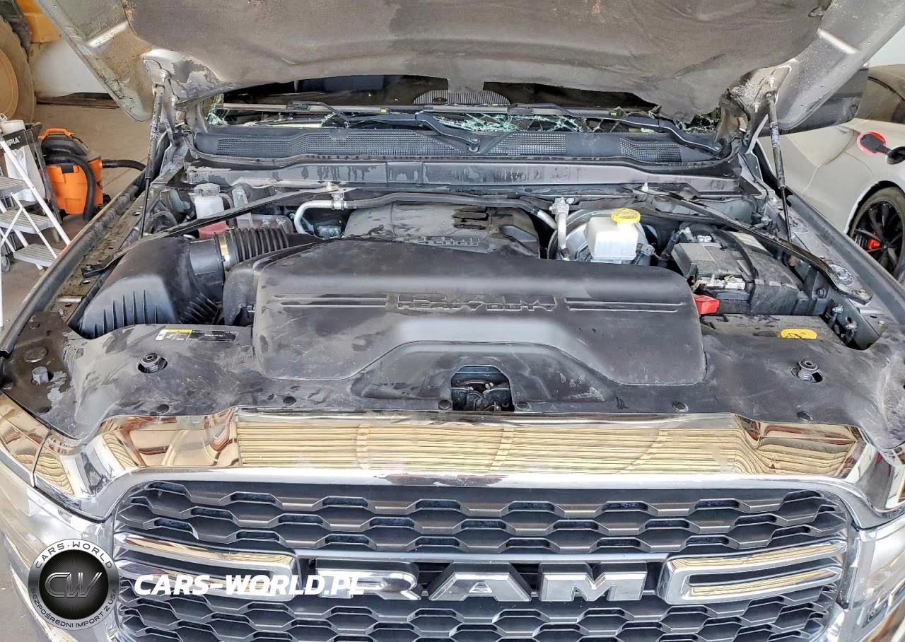 2024 Ram 2500 Big Horn VIN:3C6UR5DJ1RG323559 - 11