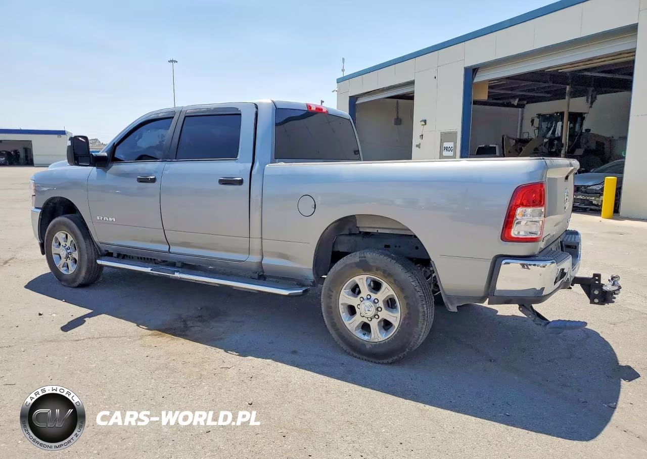 2024 Ram 2500 Big Horn VIN:3C6UR5DJ1RG323559 - 2