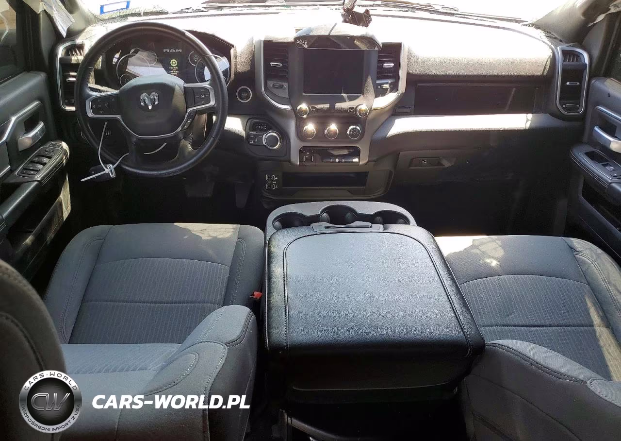 2024 Ram 2500 Big Horn VIN:3C6UR5DJ1RG323559 - 8