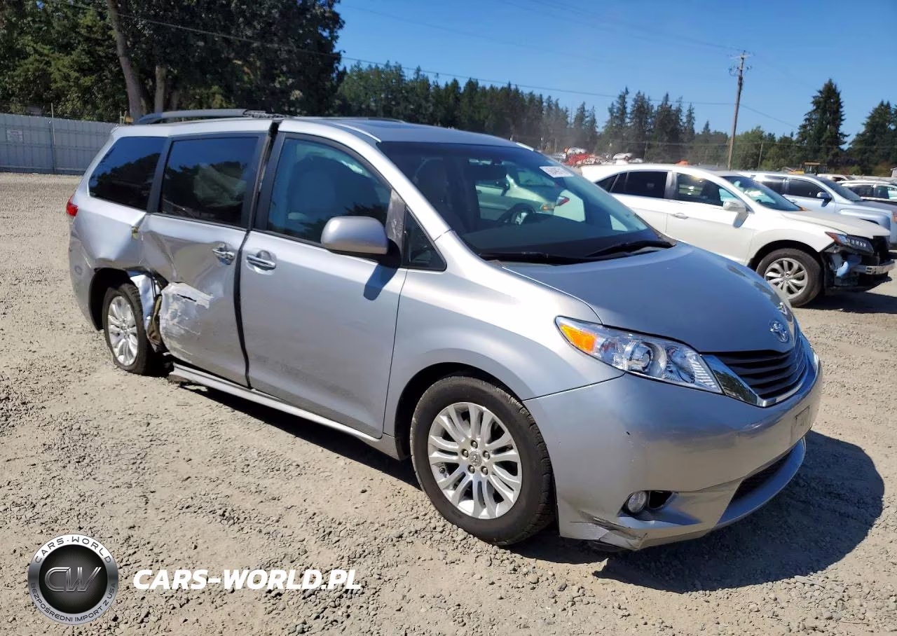 2014 Toyota Sienna Xle 8-Passenger VIN:5TDYK3DC6ES507959 - 4