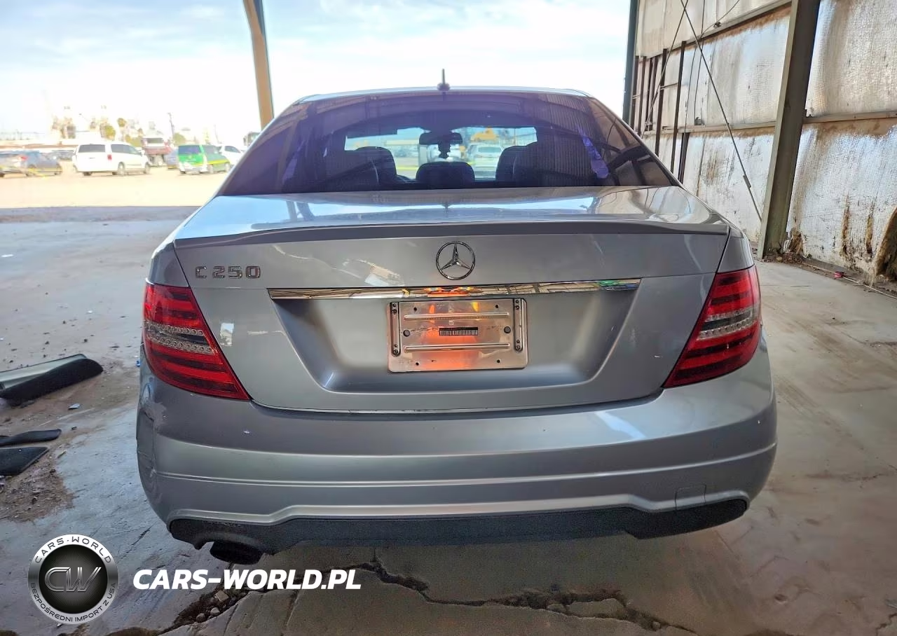 2013 Mercedes-Benz C 250 VIN:WDDGF4HB4DR270737 - 6
