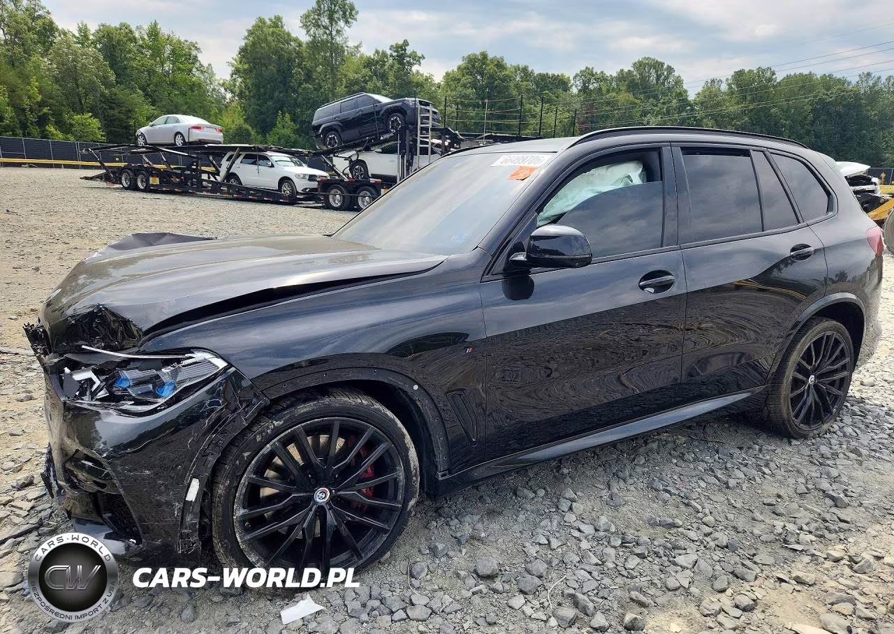 2023 BMW X5 M50I