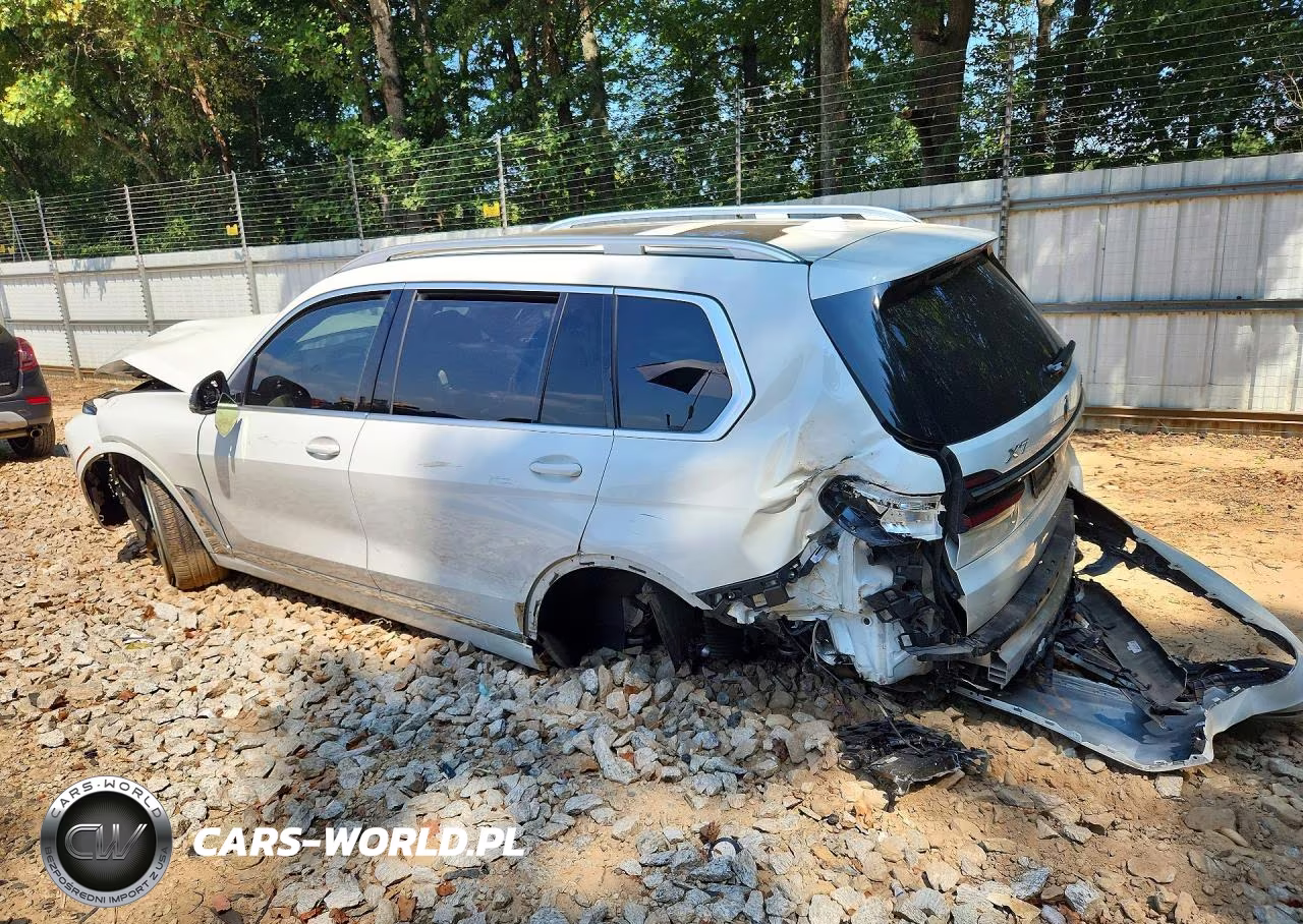 2024 BMW X7 xDrive40I VIN:5UX23EM03R9U70876 - 2