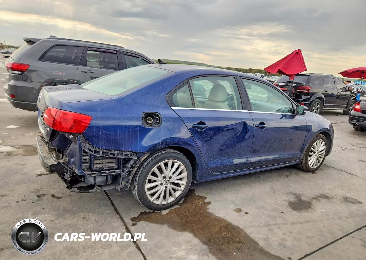 2012 Volkswagen Jetta Sel VIN:3VWLP7AJ0CM360540 - 3
