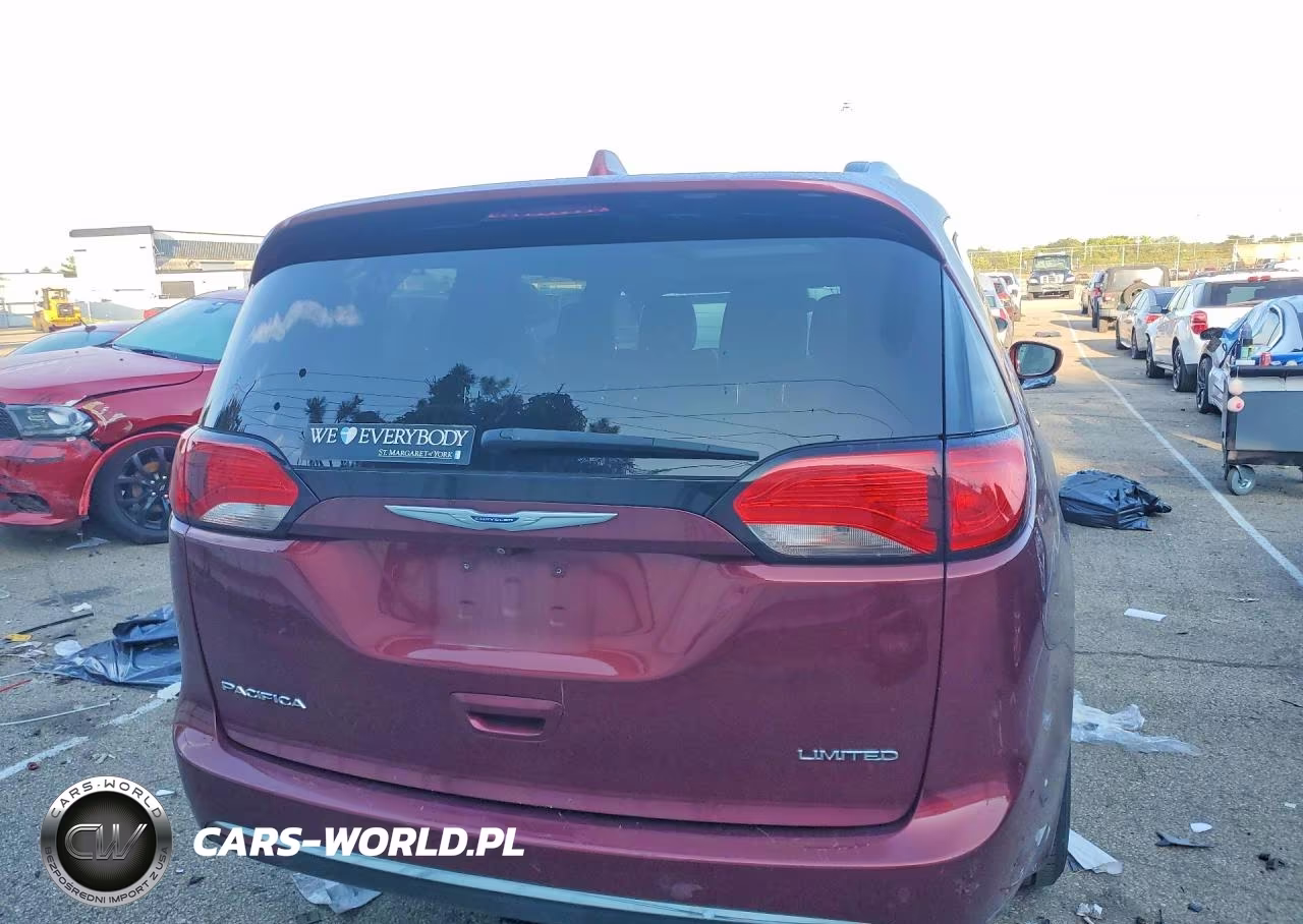 2019 Chrysler Pacifica Limited VIN:2C4RC1GG7KR720136 - 6