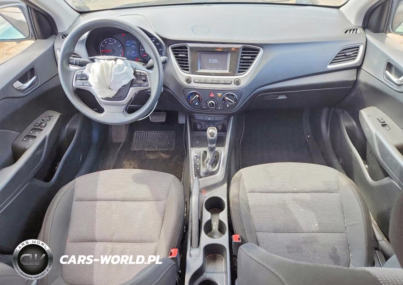 2019 Hyundai Accent Se VIN:3KPC24A32KE052859 - 8