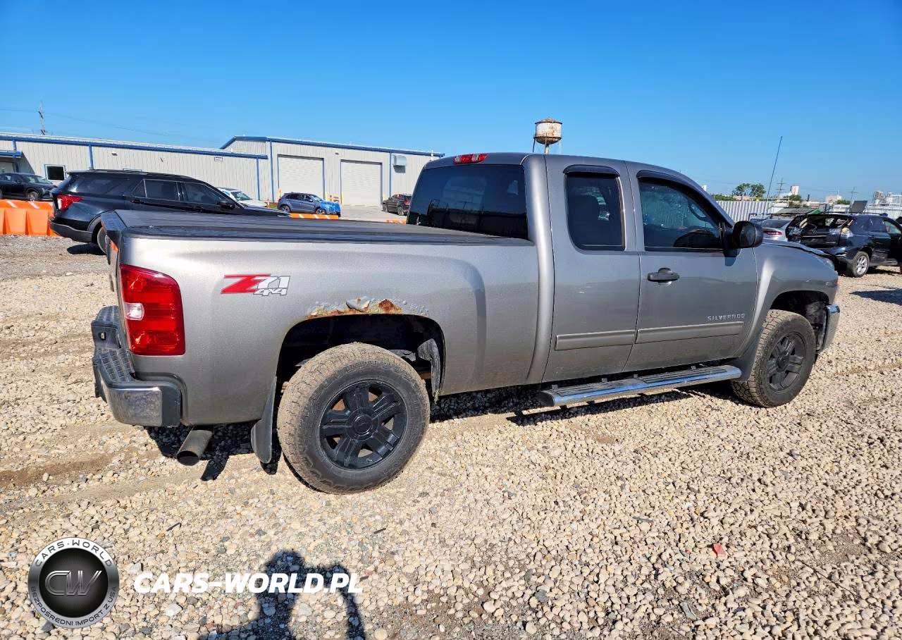 2013 Chevrolet Silverado K1500 Lt VIN:1GCRKSE77DZ185409 - 3