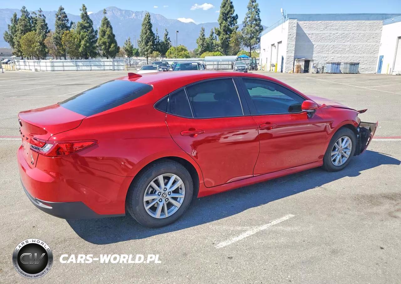 2025 Toyota Camry Le VIN:4T1DAACK1SU051712 - 3