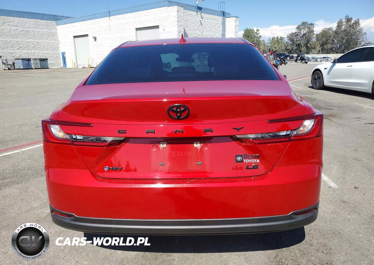 2025 Toyota Camry Le VIN:4T1DAACK1SU051712 - 6