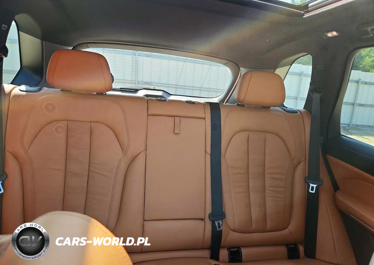 2019 BMW X5 xDrive40I VIN:5UXCR6C56KLL14989 - 10