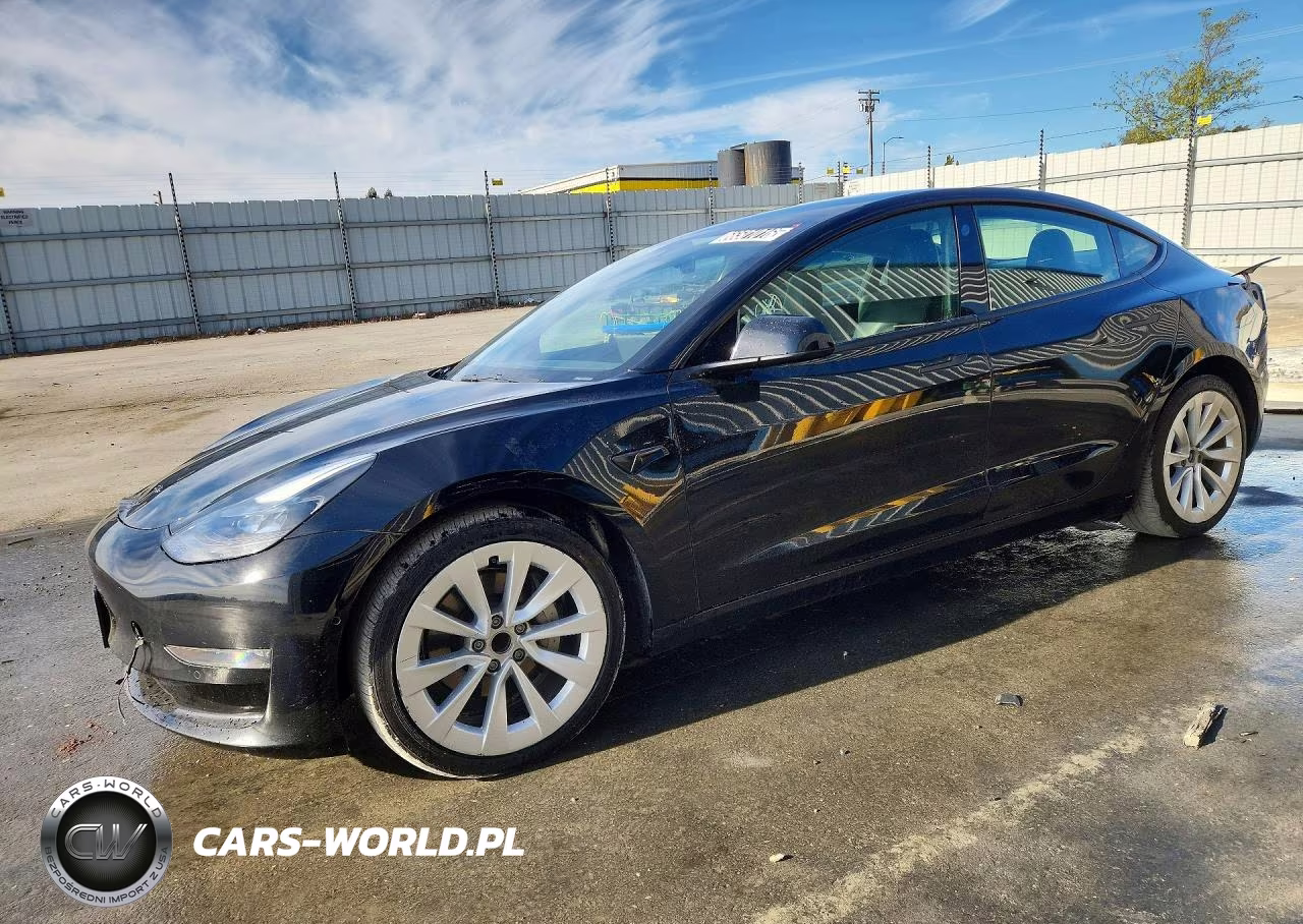 2022 Tesla Model 3 – zdjęcie 1 z 12