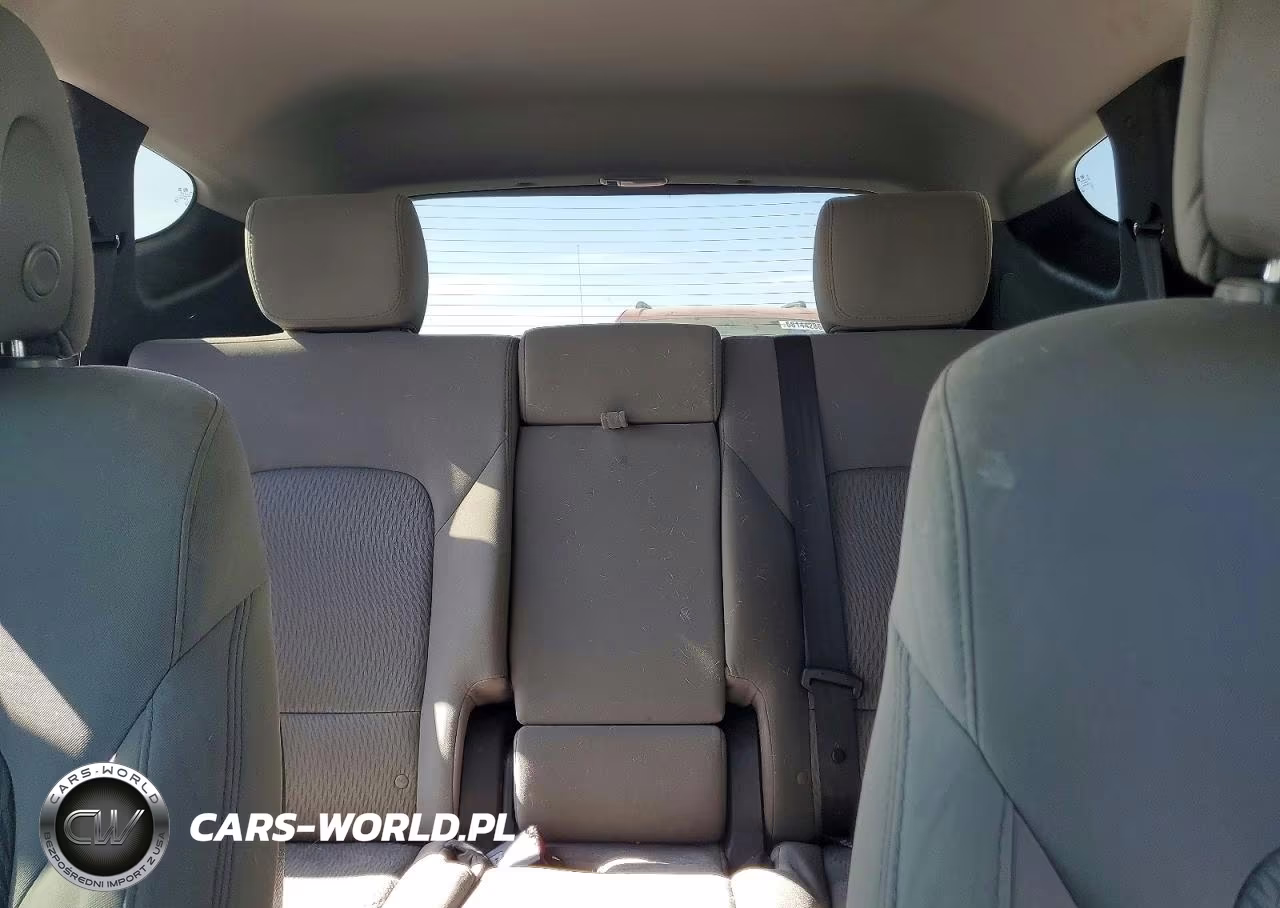 2016 Hyundai Santa Fe Sport 2.4L VIN:5XYZTDLB6GG327042 - 10