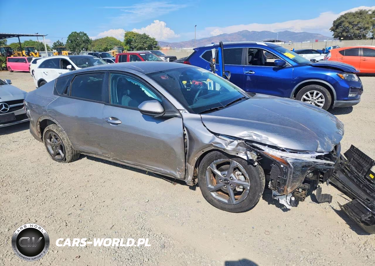 2026 Kia K4 Lxs VIN:3KPFT4DE4TE319668 - 4