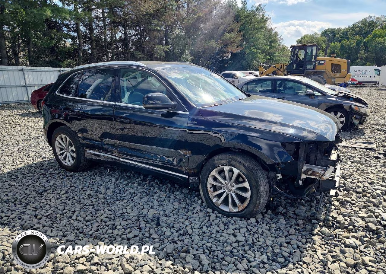 2014 Audi Q5 Premium Plus VIN:WA1LFAFPXEA105954 - 4