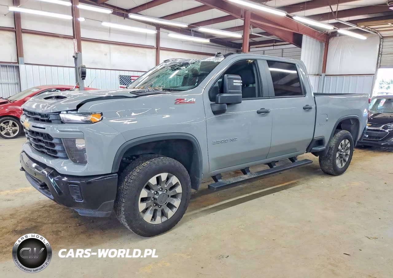 2025 Chevrolet Silverado K2500 Custom – zdjęcie 1 z 12