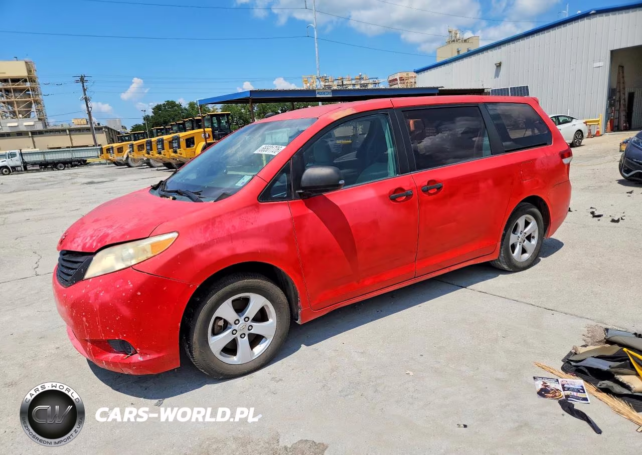 2011 Toyota Sienna Base 7-Passenger