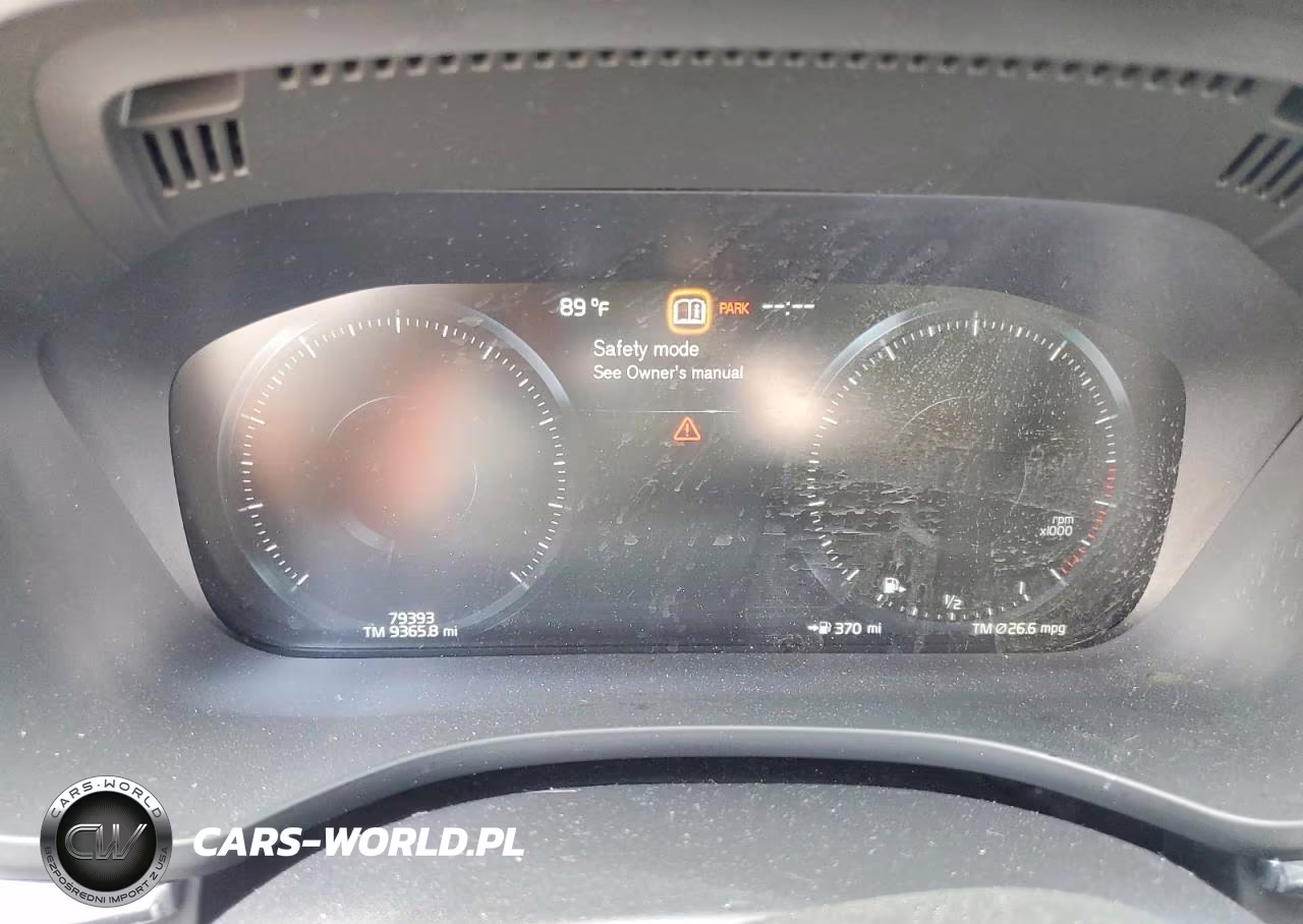 2021 Volvo Xc60 T5 Momentum VIN:YV4102RKXM1711013 - 9
