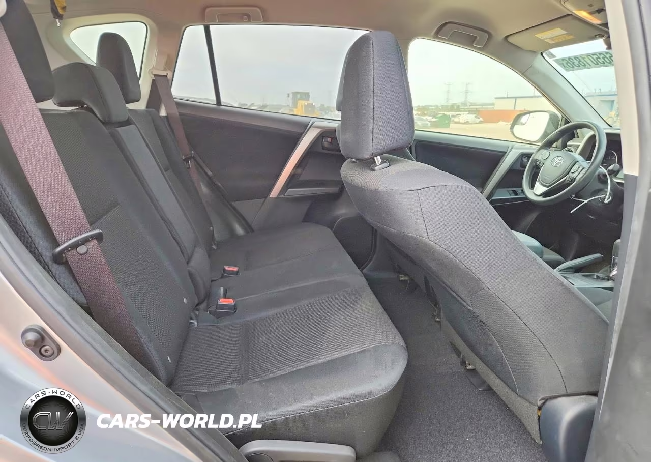 2018 Toyota Rav4 Le VIN:JTMZFREV3JJ158343 - 10