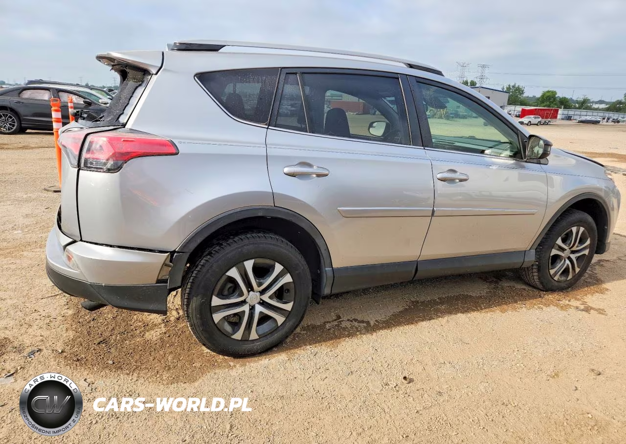2018 Toyota Rav4 Le VIN:JTMZFREV3JJ158343 - 3