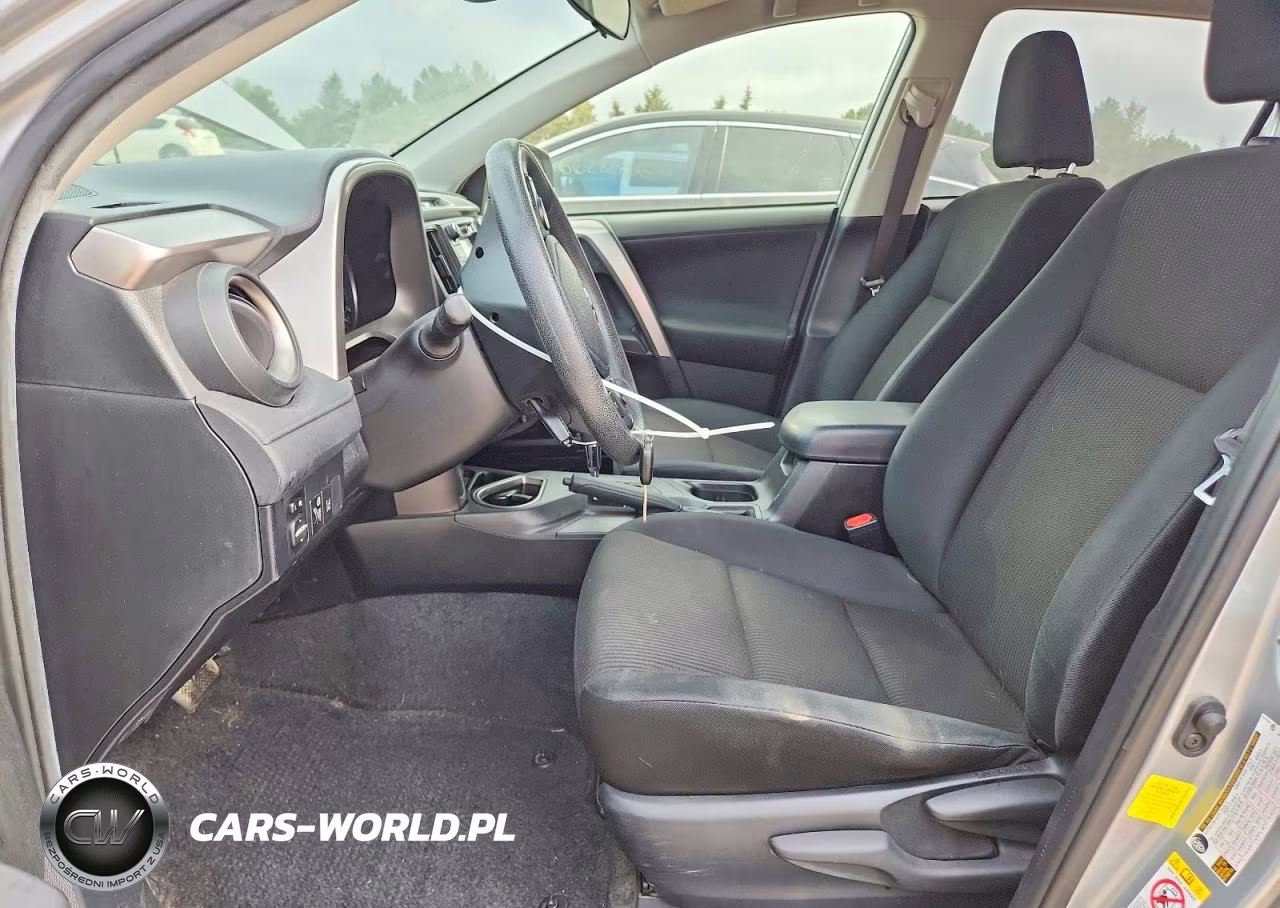 2018 Toyota Rav4 Le VIN:JTMZFREV3JJ158343 - 7