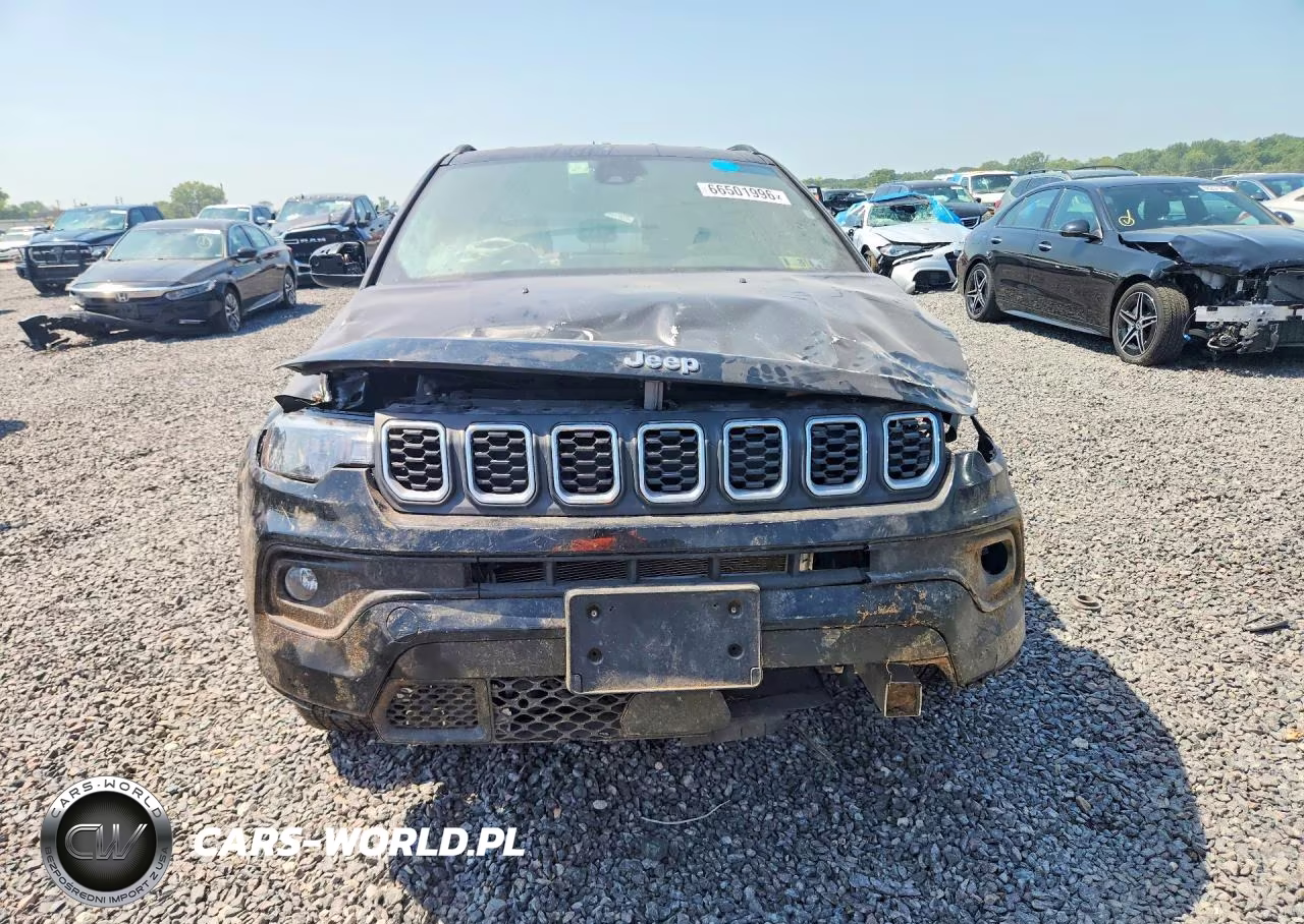 2024 Jeep Compass Latitude VIN:3C4NJDBN6RT119495 - 5