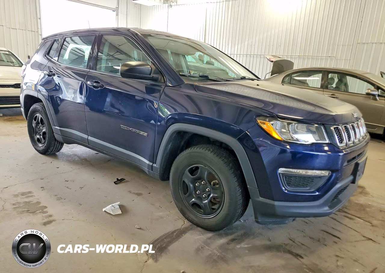 2019 Jeep Compass Sport VIN:3C4NJCAB3KT699814 - 4