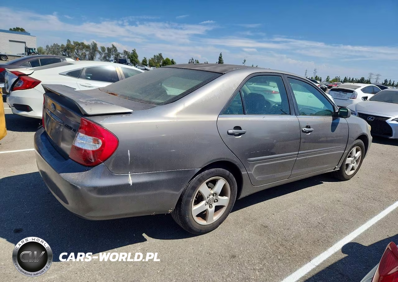 2003 Toyota Camry Se VIN:4T1BE32K43U730318 - 3